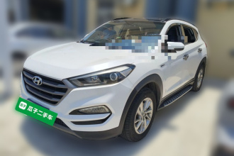 现代 途胜 2015款 1.6T 双离合两驱智能型