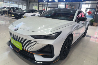 长安UNI-V 2023款 1.5T 运动版