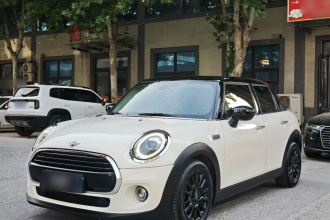 MINI 2020款 1.5T COOPER 经典派 五门版