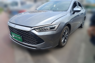 比亚迪 秦PLUS 2024款 荣耀版 DM-i 55KM领先型