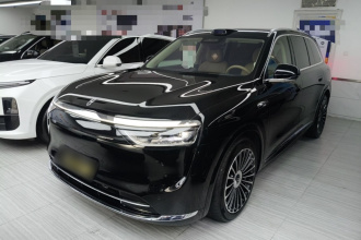 鸿蒙智行 问界M8 2025款 增程 Ultra版 53.4kWh 6座版 (192线激光雷达）