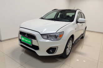三菱 劲炫ASX 2013款 2.0L CVT四驱尊贵版