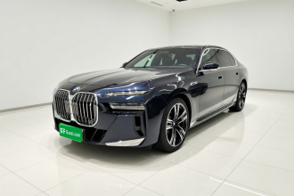 宝马i7 2023款 xDrive60L M运动套装