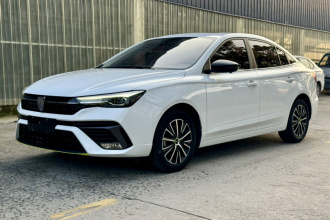 荣威i5 2021款 改款 1.5L CVT钻石版