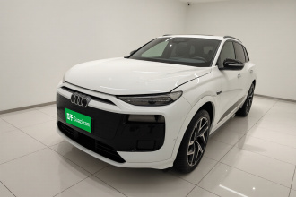 奥迪Q6L e-tron 2026款 首发领航版