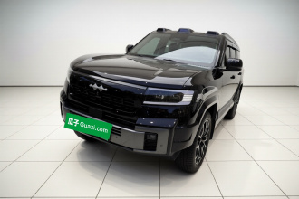 方程豹 豹8 2025款 智勇旗舰版 7座