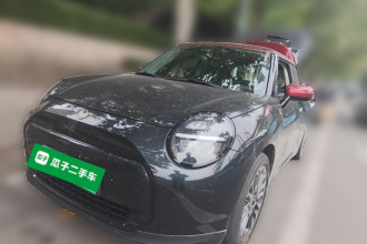 电动MINI COOPER 2026款 466km COOPER E 经典派