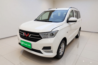 五菱汽车 五菱宏光 2018款 1.5L S标准型L2B