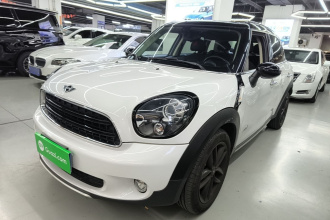 MINI Countryman 2016款 1.6T COOPER ALL4 Fun装备控