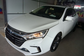 比亚迪 秦新能源 2017款 1.5T 尊贵型