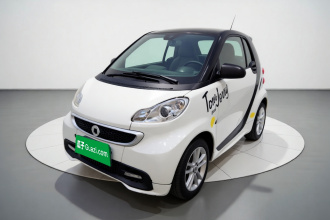 smart fortwo 2014款 1.0 MHD 硬顶BoConcept特别版