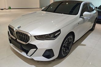 宝马5系 2024款 530Li 尊享型 M运动套装