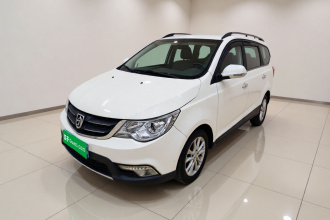 宝骏730 2014款 1.5L 手动舒适型 7座