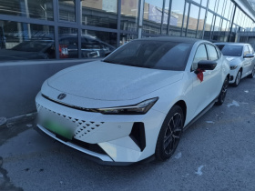 长安UNI-V 智电iDD 2024款 蓝鲸智电iDD 136km 智尊型