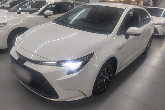 丰田 雷凌 2023款 智能电混双擎 1.8L 领先版