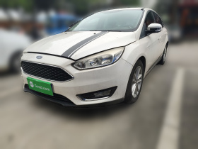 福特 福克斯 2015款 两厢 EcoBoost 125 自动超能风尚型