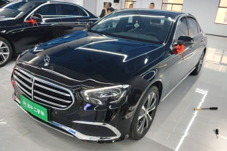 奔驰E级新能源 2023款 E 350 e L 插电式混合动力轿车