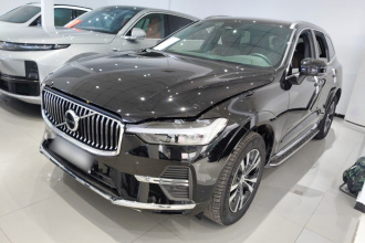 沃尔沃XC60 2025款 B5 四驱智逸豪华版