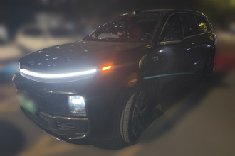 理想汽车 理想L9 2025款 Ultra 智能焕新版