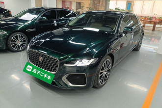 捷豹XFL 2024款 2.0T P250 两驱尊享豪华版