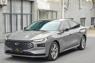 福特 蒙迪欧 2022款 改款 EcoBoost 245 豪华型