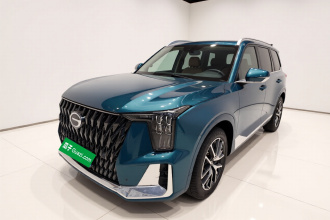 广汽传祺 传祺GS8 2022款 双擎系列 2.0TM 两驱尊贵版 （六座）