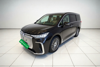 岚图汽车 岚图梦想家 2025款 PHEV 四驱旗舰鲲鹏版