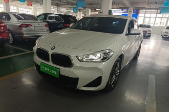 宝马X2 2021款 改款 sDrive25i M运动套装