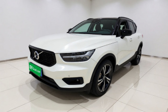 沃尔沃XC40 2021款 T4 四驱智远运动版