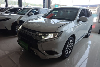 三菱 欧蓝德 2021款 2.0L 两驱畅行版 5座