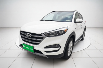 现代 途胜 2018款 1.6T 双离合两驱15周年特别版