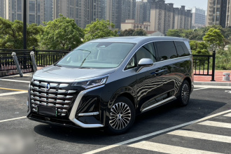 腾势D9 2022款 DM-i 1040 尊贵型