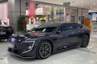 阿维塔12 2024款 700 三激光后驱奢享版