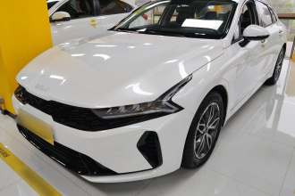 起亚K5 2025款 1.5T 豪华版