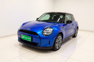 电动MINI COOPER 2024款 456km COOPER E 经典派