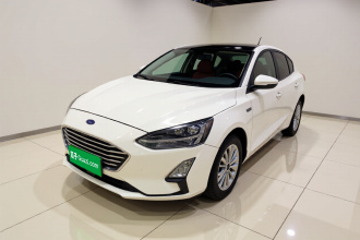 福特 福克斯 2019款 三厢 EcoBoost 125 自动锋潮型 国VI