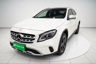 奔驰GLA 2018款 GLA 200 时尚型