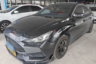 名爵 MG5 2022款 180DVVT CVT青春旗舰版