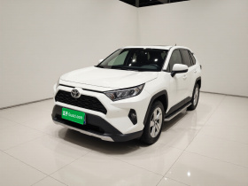 丰田 RAV4荣放 2022款 2.0L CVT两驱风尚Plus版