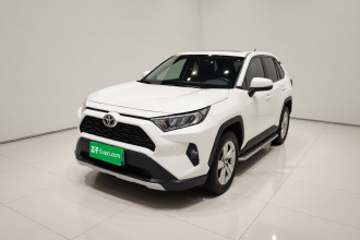 丰田 RAV4荣放 2022款 2.0L CVT两驱风尚Plus版