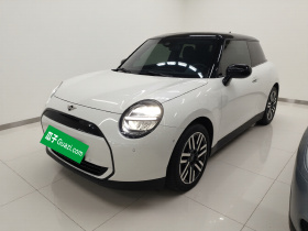 电动MINI COOPER 2025款 456km COOPER E 经典派