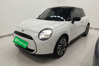 电动MINI COOPER 2025款 456km COOPER E 经典派