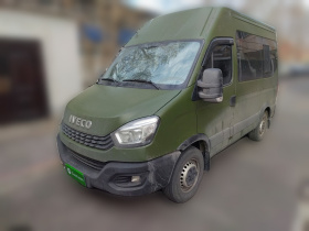 依维柯欧胜 2021款 2.0T 手动超瑞短轴高顶侧拉门F1A