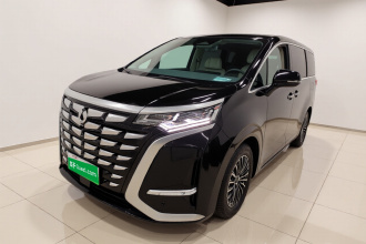 腾势D9 2022款 DM-i 1040 尊贵型