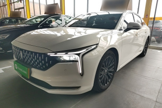 奔腾B70 2022款 第三代 1.5T 自动尊享型