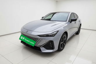 长安UNI-V 2022款 1.5T 尊贵型