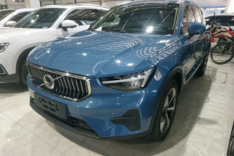 沃尔沃XC40 2023款 B4 四驱智远豪华版