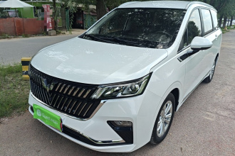 五菱汽车 五菱佳辰 2022款 1.5T CVT智享豪华型