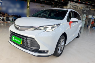 丰田 赛那SIENNA 2024款 2.5L混动 舒适版