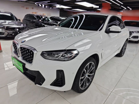 宝马X4 2022款 xDrive 30i M运动套装